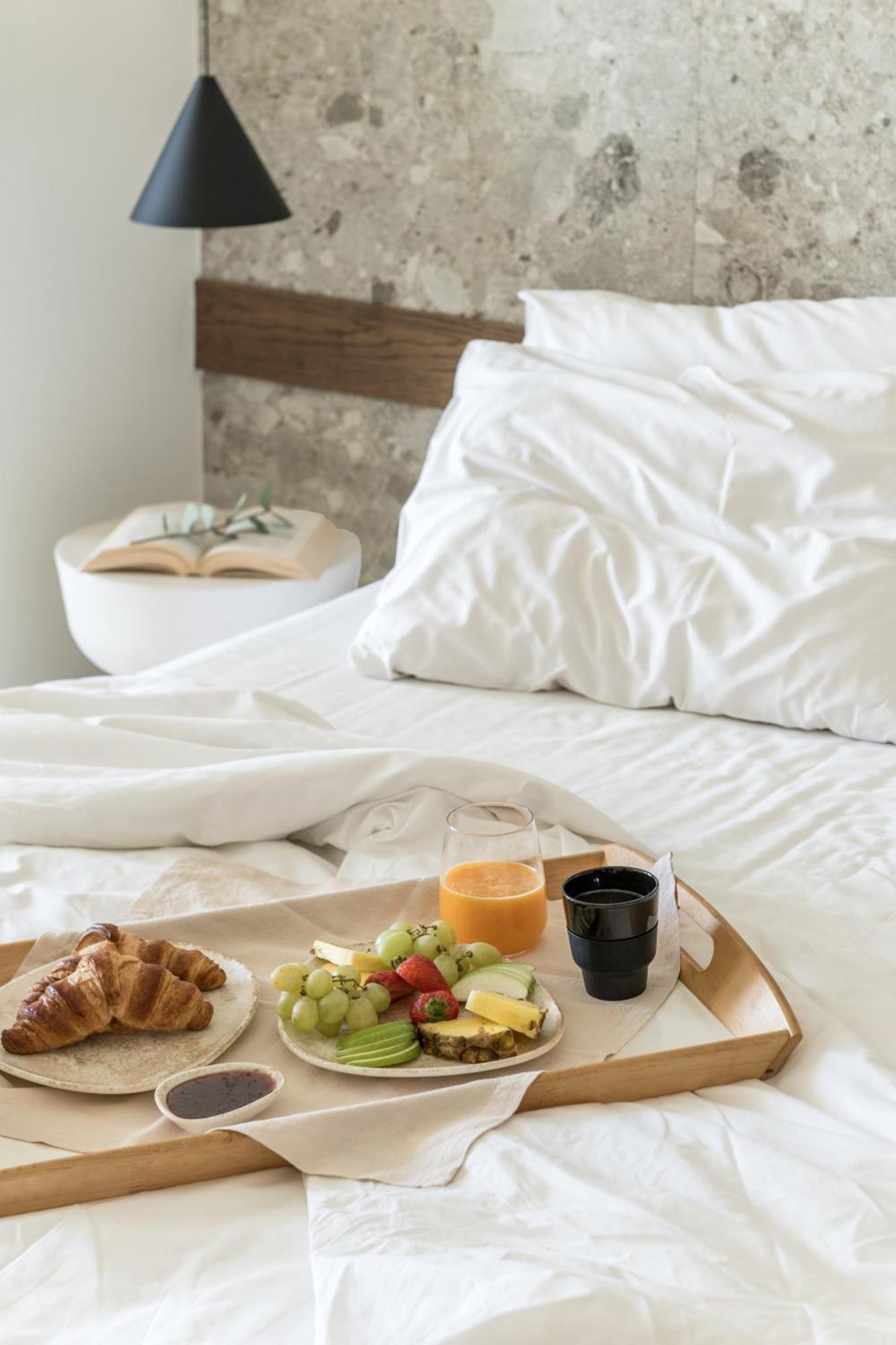 Enigma Suites Тира Экстерьер фото