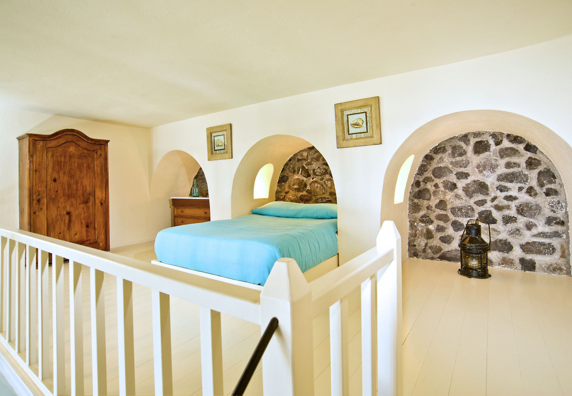Enigma Suites Тира Экстерьер фото